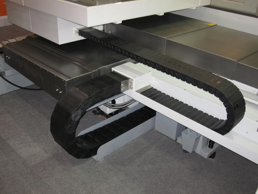 自動化設備機器上的拖鏈 自動化設備機器上的拖鏈