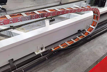 1714462781287048.jpg 鋼制拖鏈木工.jpg